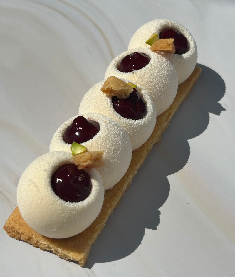 pdt- Pastelito de violeta y mora (4 unidades)